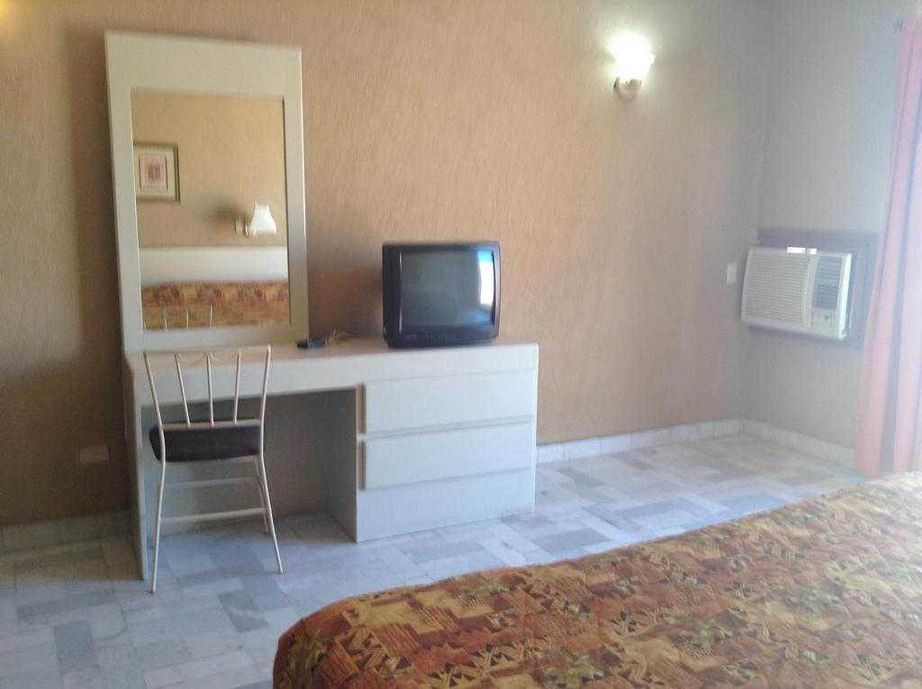 Los Jitos Hotel & Suites San Carlos Nuevo Guaymas Rum bild
