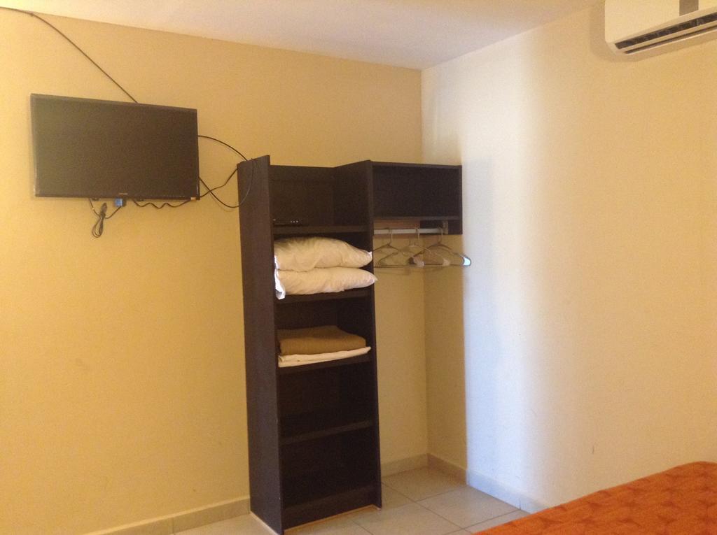 Los Jitos Hotel & Suites San Carlos Nuevo Guaymas Exteriör bild